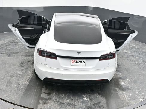 Used 2021 Tesla Model S Plaid image 80