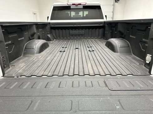 Used 2024 Chevrolet Silverado 3500 High Country w/ High Country Premium Package AWD/4WD image 18