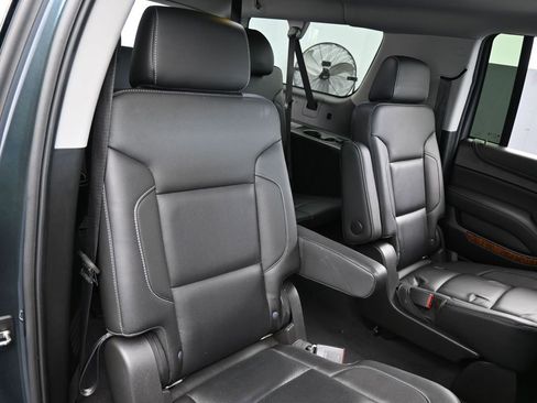 Used 2019 Chevrolet Suburban Premier image 49