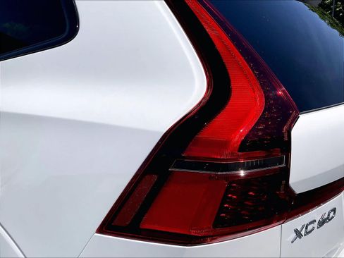 New 2026 Volvo XC60 T8 Plus w/ Climate Package PRO AWD/4WD image 25