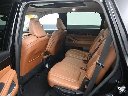 Used 2023 INFINITI QX60 Sensory w/ Cargo Package AWD/4WD image 10