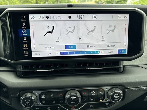 Certified 2025 Jeep Wrangler Sahara image 5