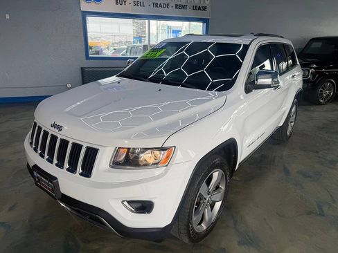 Used 2015 Jeep Grand Cherokee Limited AWD/4WD image 8