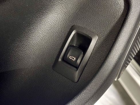 Used 2023 BMW i4 eDrive40 w/ M Sport Package RWD image 15
