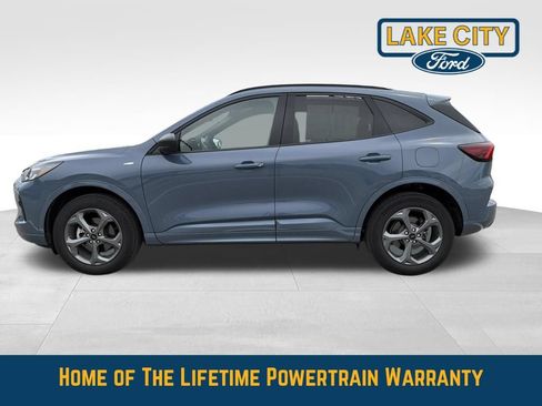 Used 2024 Ford Escape ST-Line w/ Tech Pack #1 AWD/4WD image 2
