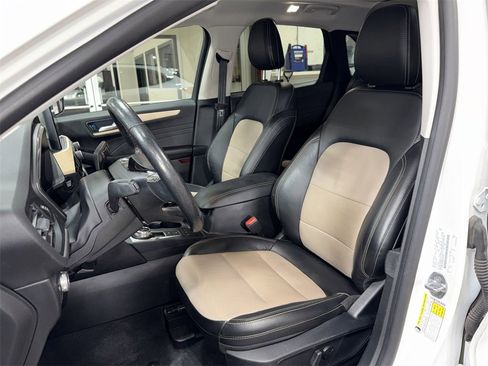 Used 2022 Ford Escape Titanium w/ Titanium Elite Package image 13