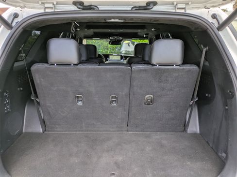 Used 2020 Hyundai Palisade Limited FWD image 11