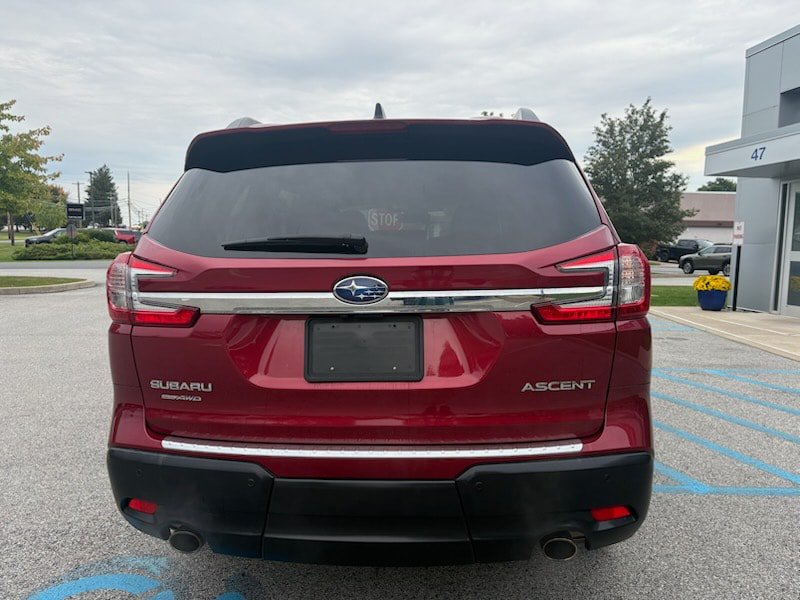 Used 2024 Subaru Ascent Premium w/ Convenience Package AWD/4WD image 5