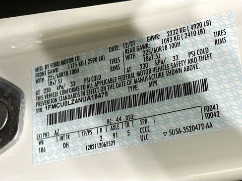 Used 2022 Ford Escape Titanium w/ Titanium Premium Package FWD image 33