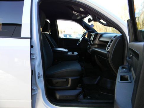 Used 2022 RAM 2500 Tradesman w/ Safety Group image 14