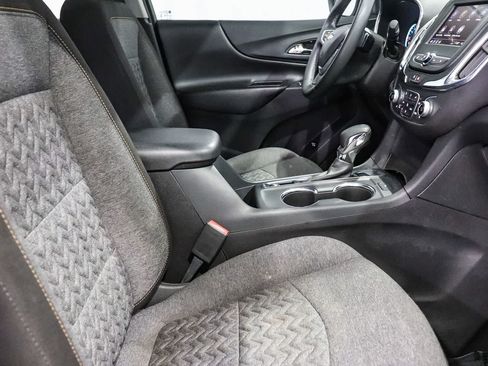 Used 2023 Chevrolet Equinox LT FWD image 16
