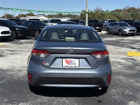 Used 2020 Toyota Corolla LE image 8