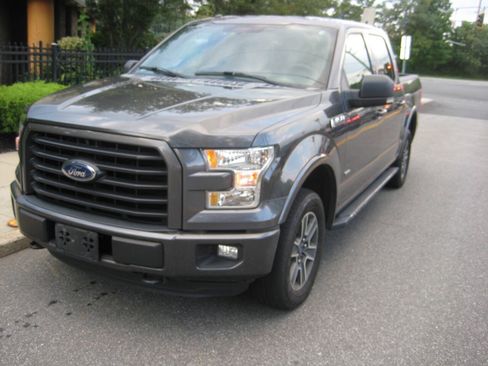 Used 2016 Ford F150 XLT w/ Equipment Group 302A Luxury AWD/4WD image 1