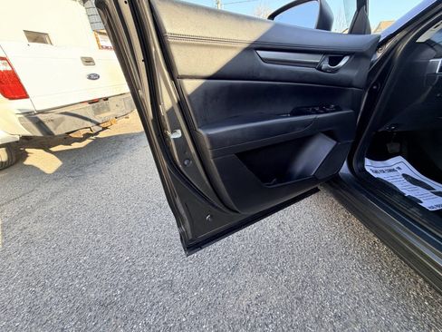 Used 2017 MAZDA CX-5 Touring image 29