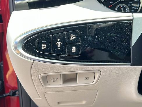 Used 2023 Genesis GV70 2.5T w/ Select Package image 23