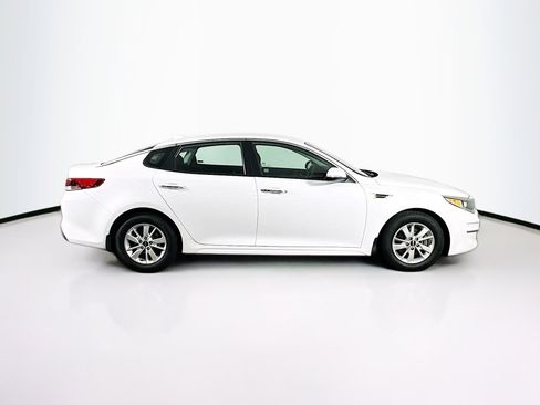 Used 2016 Kia Optima LX image 10