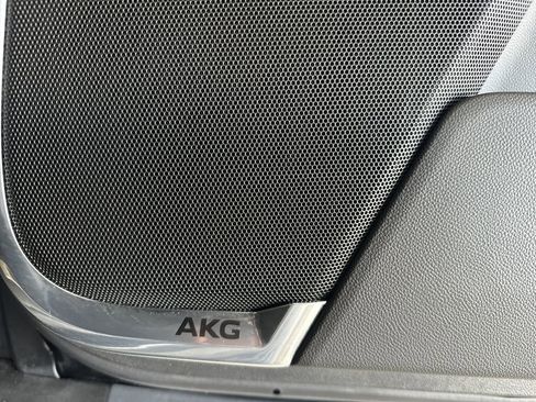 Certified 2025 Cadillac Escalade Premium Luxury image 47