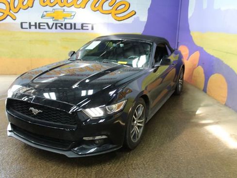 Used 2015 Ford Mustang Premium image 4