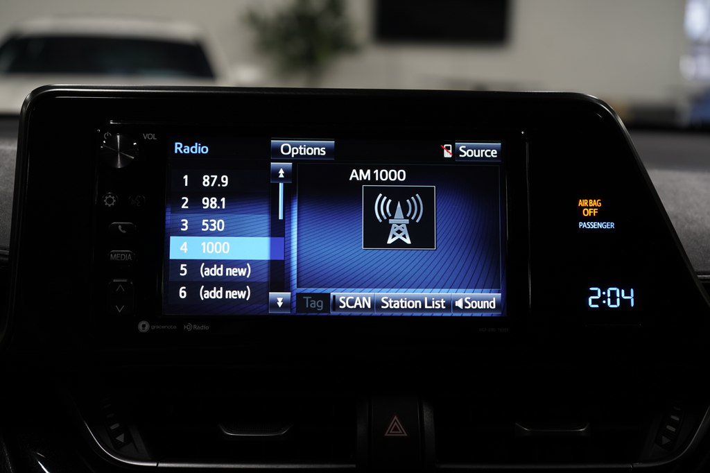 Used 2018 Toyota C-HR XLE FWD image 14