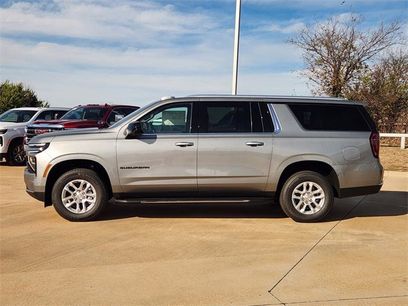 New 2026 Chevrolet Suburban LS w/ LPO, Dark Essentials Package