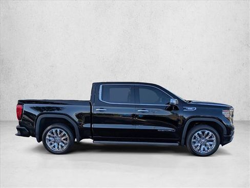 Used 2026 GMC Sierra 1500 Denali AWD/4WD image 4