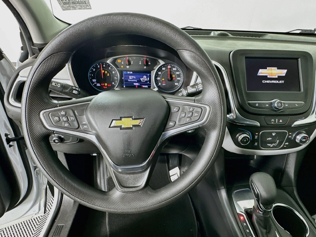 Used 2022 Chevrolet Equinox LS w/ LS Convenience Package FWD image 11