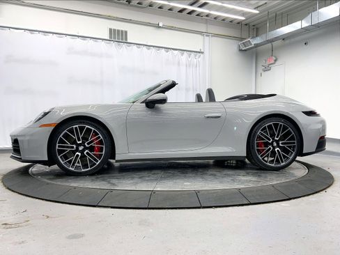 New 2026 Porsche 911 Carrera 4S AWD/4WD image 2