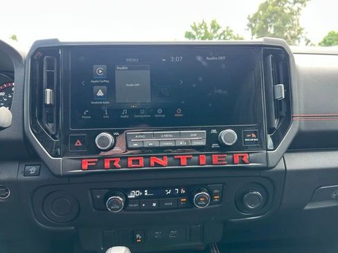 Used 2025 Nissan Frontier Pro-X w/ Tow Package image 23