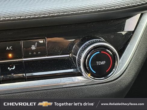 Used 2025 Chevrolet Equinox LT FWD image 21