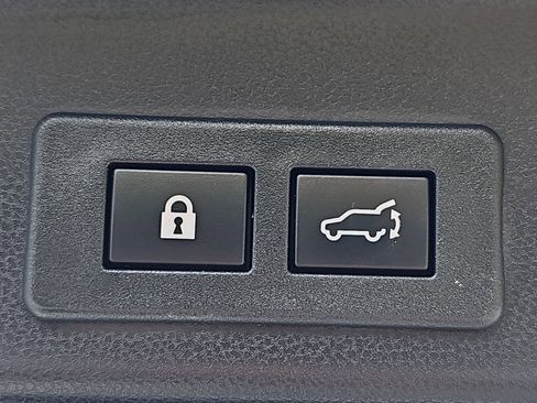 Used 2023 Subaru Ascent Touring AWD/4WD image 15