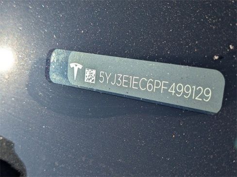 Used 2023 Tesla Model 3 Performance image 15