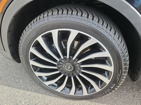 Used 2020 Lincoln Nautilus Black Label w/ Cargo Utility Package image 18