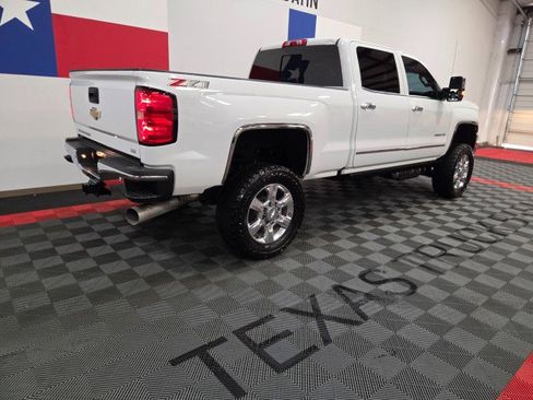 Used 2019 Chevrolet Silverado 2500 LTZ w/ Duramax Plus Package AWD/4WD image 34