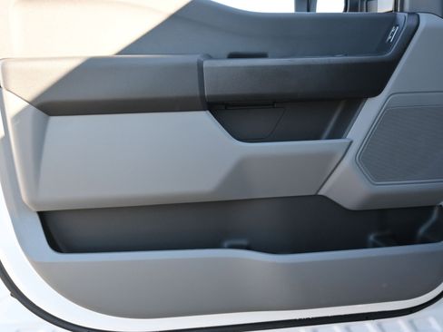 New 2026 Ford F550 4x4 Crew Cab image 18