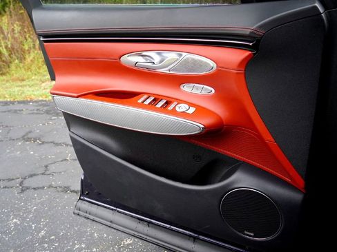 Used 2023 Genesis GV70 2.5T w/ Sport Prestige Package image 24