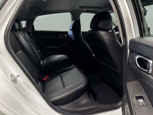 Certified 2025 Acura Integra image 28