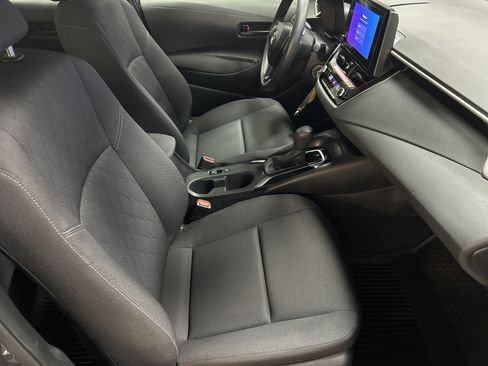Certified 2025 Toyota Corolla LE FWD image 31