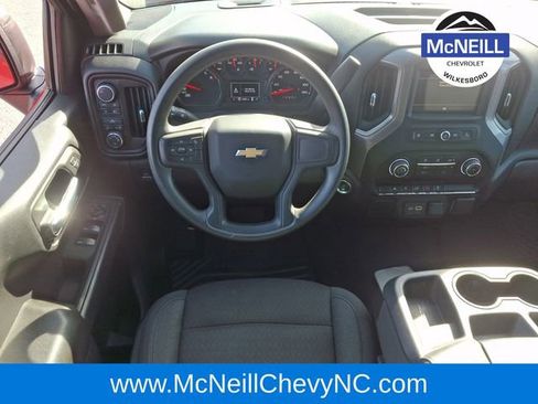 Used 2022 Chevrolet Silverado 1500 Custom image 12