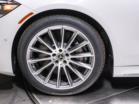 New 2025 Mercedes-Benz S 580e 4MATIC Sedan image 10