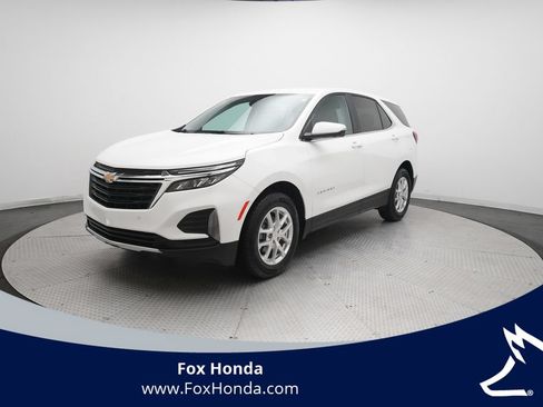 Used 2022 Chevrolet Equinox LT FWD image 1