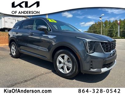 Used 2025 Kia Sorento LX