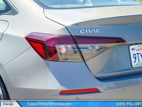 Certified 2025 Honda Civic Sport Touring image 12