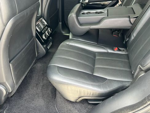 Used 2013 Land Rover Range Rover HSE AWD/4WD image 20
