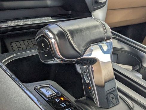 Used 2023 Ford F150 Lariat w/ Equipment Group 502A High image 7