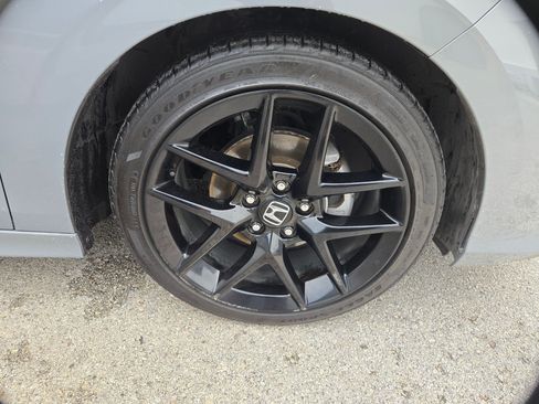 Used 2025 Honda Civic Sport image 27
