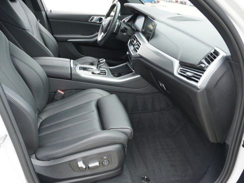 Used 2022 BMW X5 sDrive40i w/ Premium Package RWD image 15