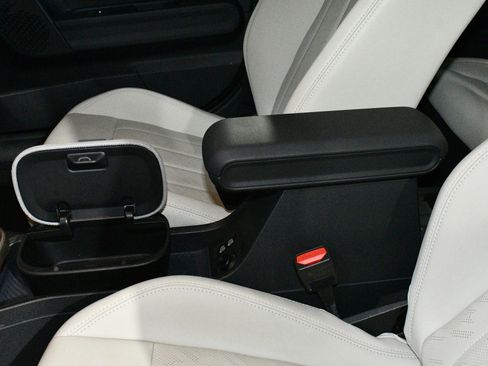 Used 2025 MINI Cooper S image 38