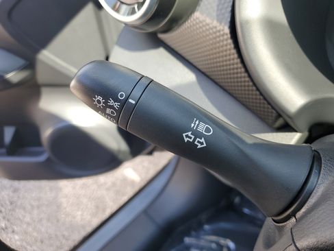 Certified 2024 Nissan Kicks SV image 19