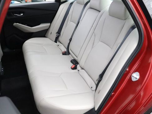 Used 2023 Honda Accord Touring image 10