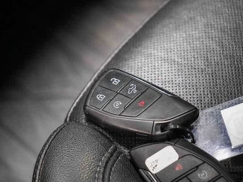 Used 2023 Chevrolet Silverado 1500 LTZ image 28